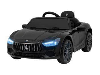 MASERATI GHIBLI CZARNY