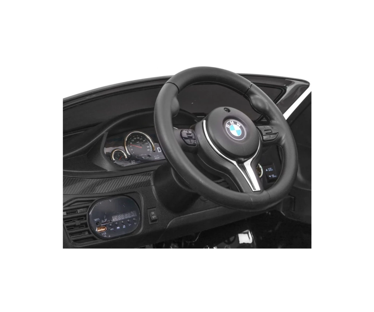 panel-audio-z-licznymi-wejsciami-MP3-USB-AUX-i-na-karty-SD