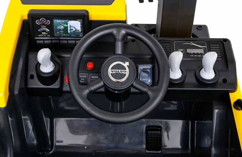 Funkcje multimedialne w koparce Volvo