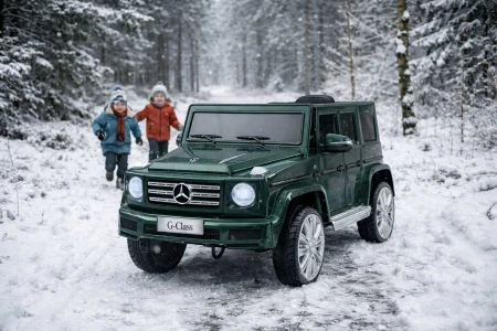 Zimowa frajda na dworze: jak zadbać o bezpieczną zabawę samochodzikiem w chłodne dni